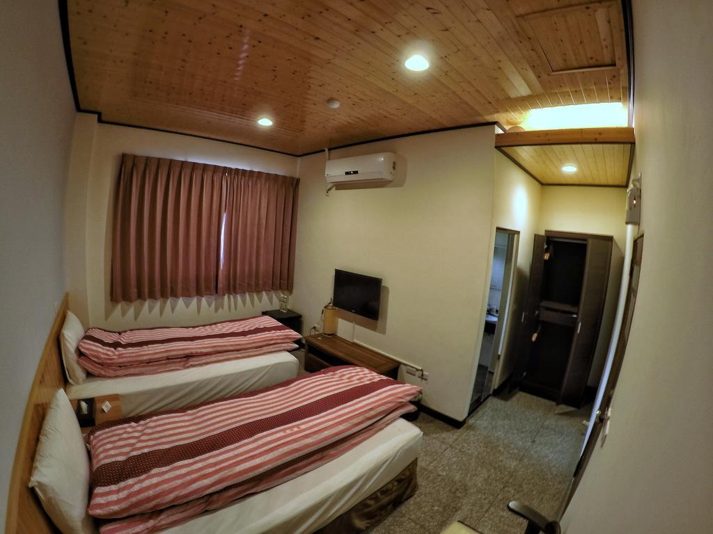 Nantou Sunmoon Lake Walami Homestay B&B Yuchi Bagian luar foto